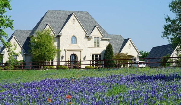 Title & Escrow